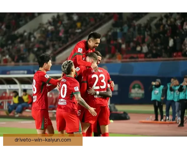 中超战报速递：各队表现稳健，争冠形势日益明朗